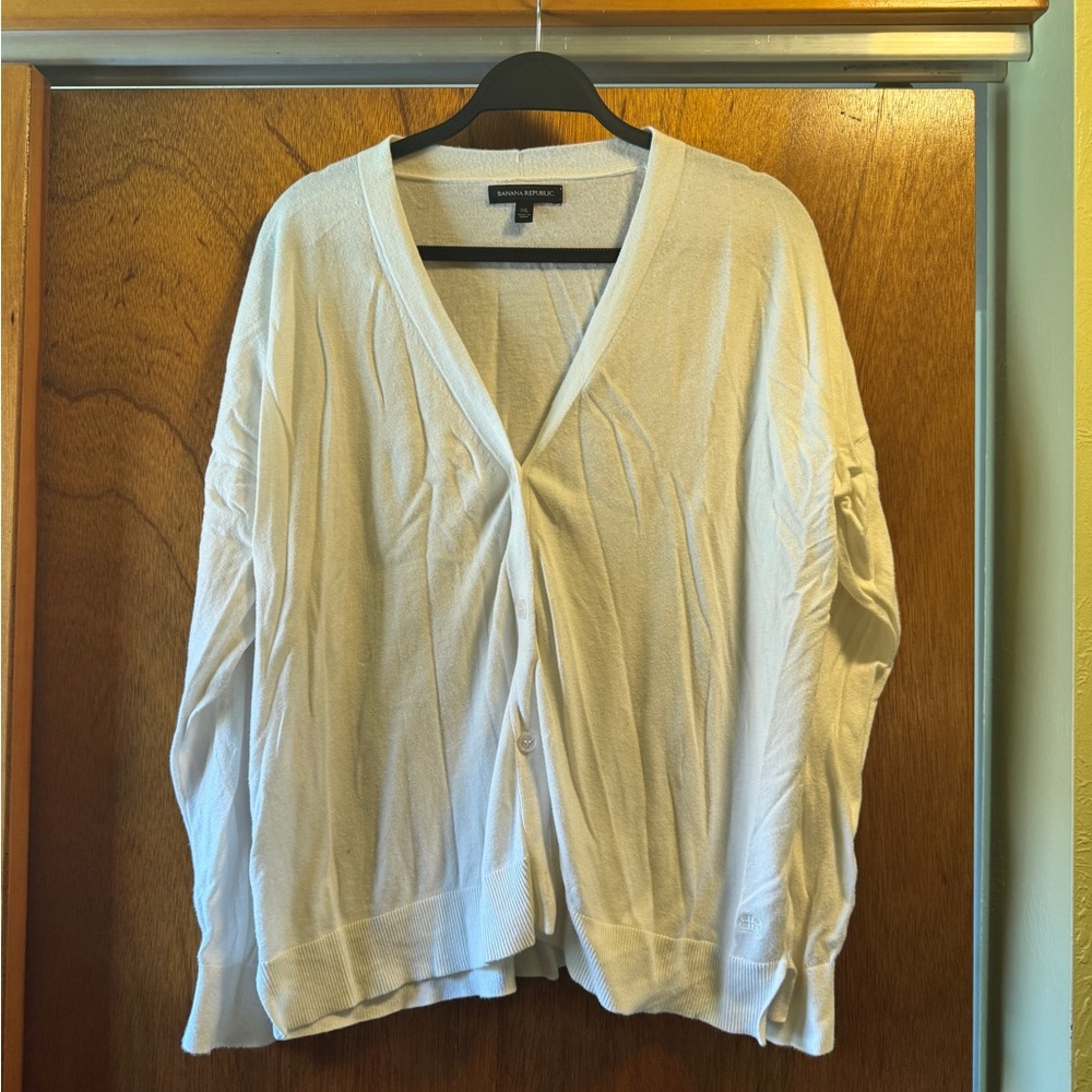 NWOT Banana Republic cardigan
